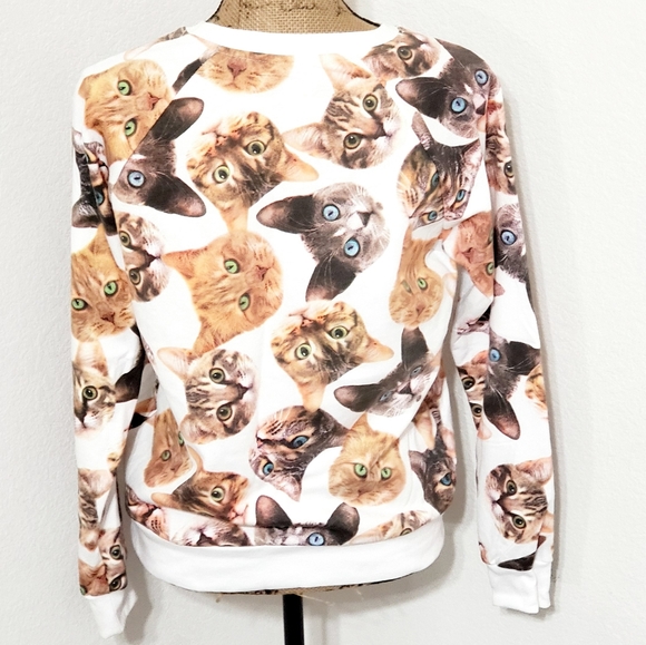 Freeze Cat kitten heads graphic sweatshirt Small white hello kitty cat lady - Picture 5 of 10